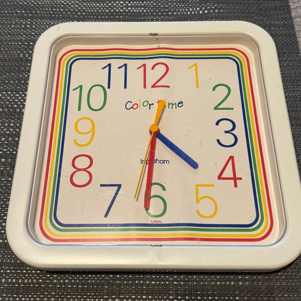 Vintage Ingraham Color Time Nursery School clock